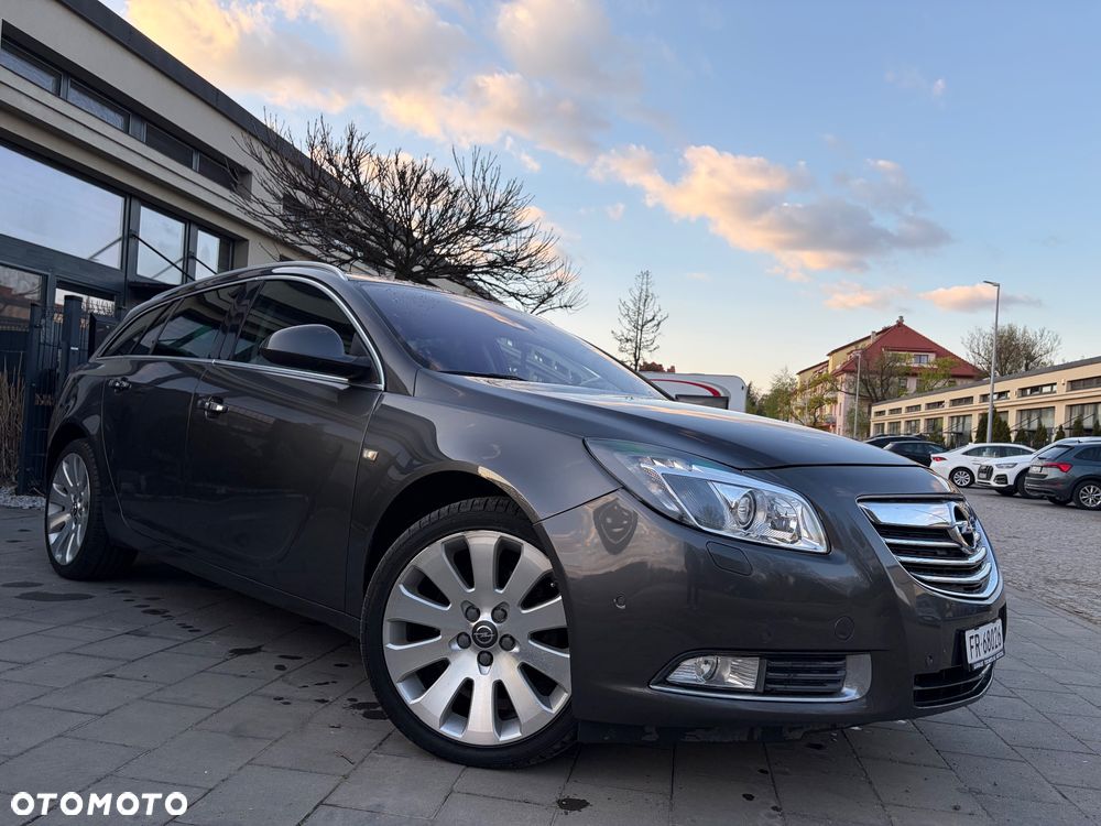 Opel Insignia 2.0 Turbo 4x4 Automatik Design Edition - 12