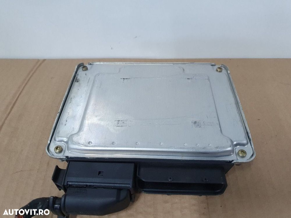 Calculator ECU motor AUDI A4 II 8E2, B6 2000 - 2005 1.9 TDI AVF, AWX BOSCH 0281010729   038906019FP ; 0 281 010 729 - 3