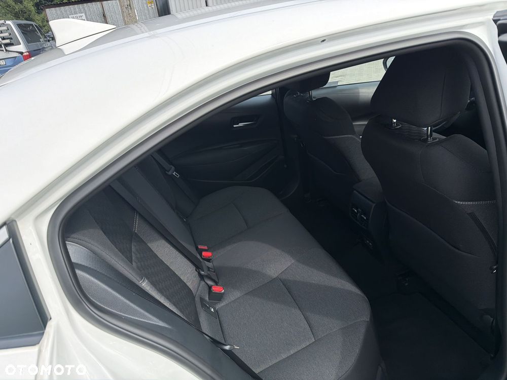 Toyota Corolla - 10