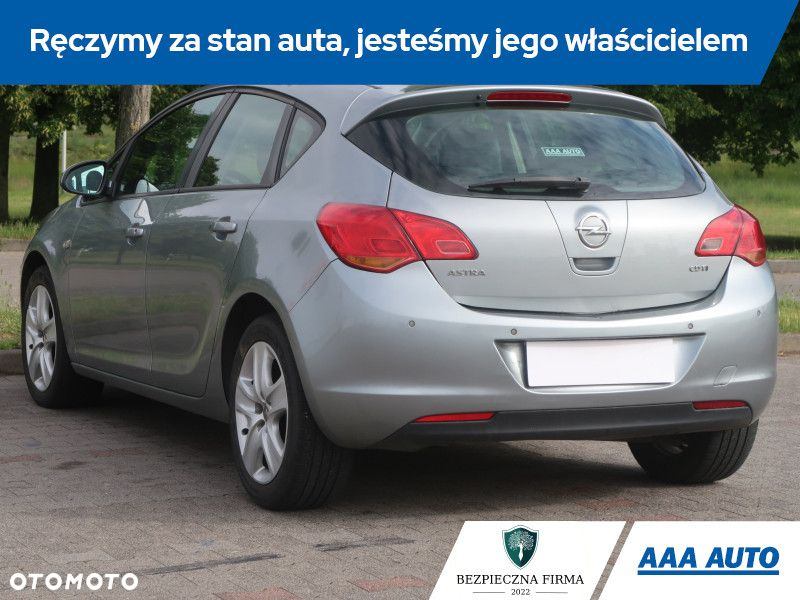 Opel Astra - 5