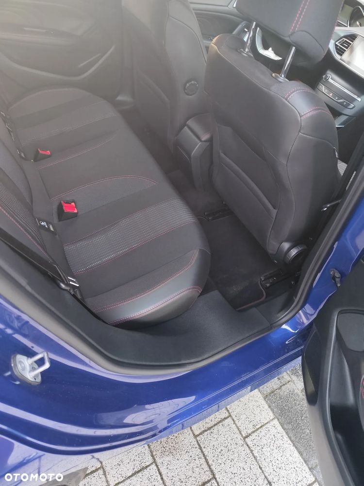 Peugeot 308 BlueHDi 130 EAT8 GT - 26