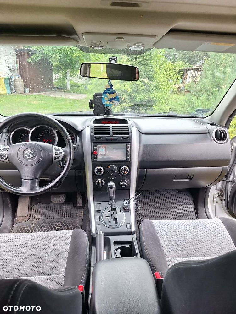 Suzuki Grand Vitara 2.0 Automatik Comfort Limited - 14