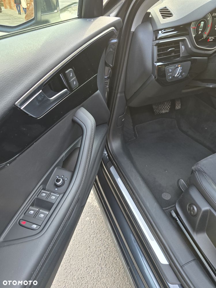 Audi A4 Limousine - 15