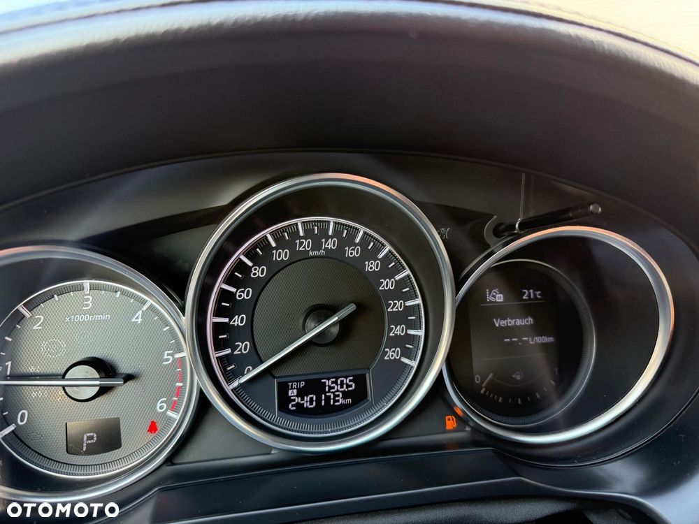 Mazda 6 2.2 Kombi SKYACTIV-D Sports-Line - 38