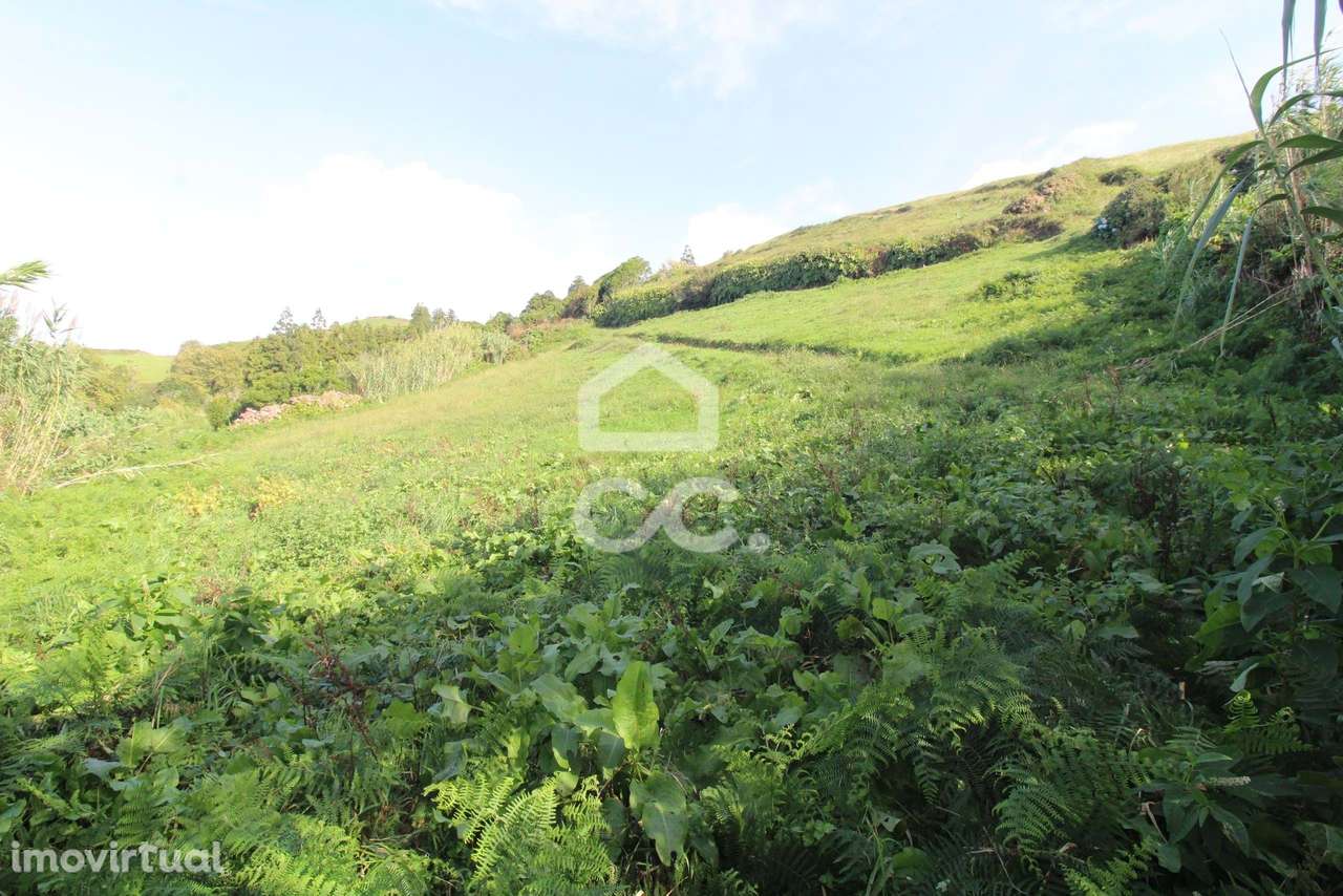 Conjunto de 2 Terrenos com 10.200 ,00 m2 - Ginetes - Ponta Delgada - Grande imagem: 4/14