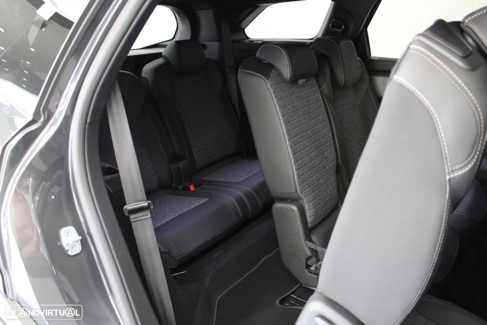 Peugeot 5008 1.2 PureTech Allure EAT8 - 12