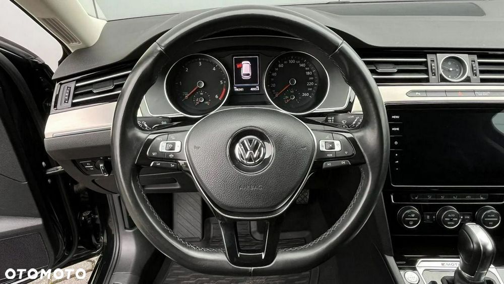 Volkswagen Passat - 19