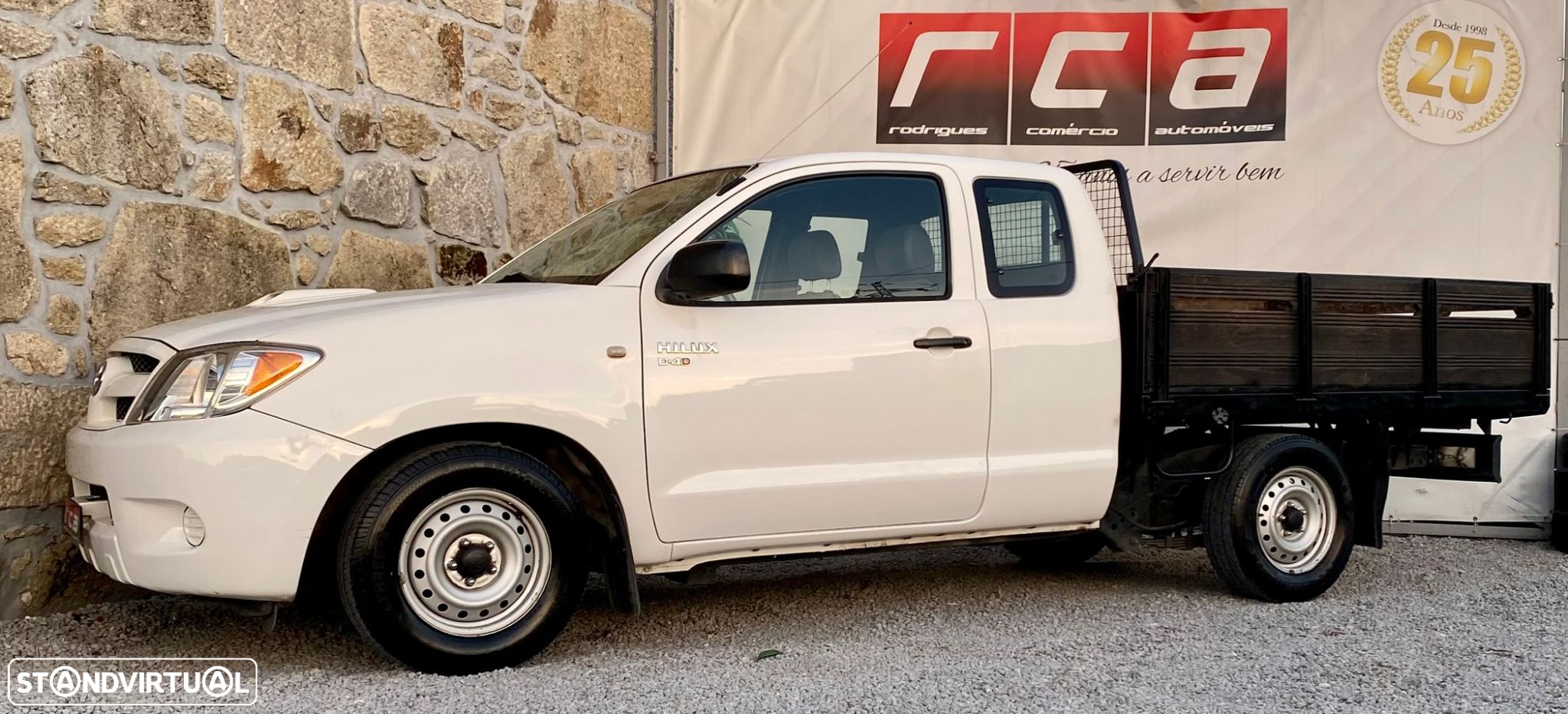 Toyota Hilux 2.5 D-4D 2WD CE PM+AC - 31