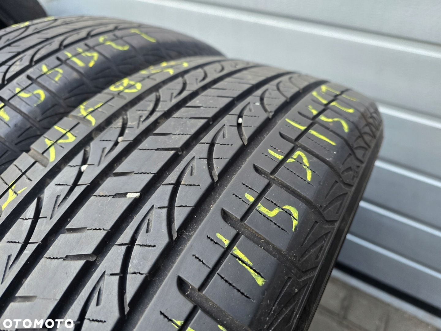 YOKOHAMA AVID-GT S35 235/55 R19 101V 2X - 3