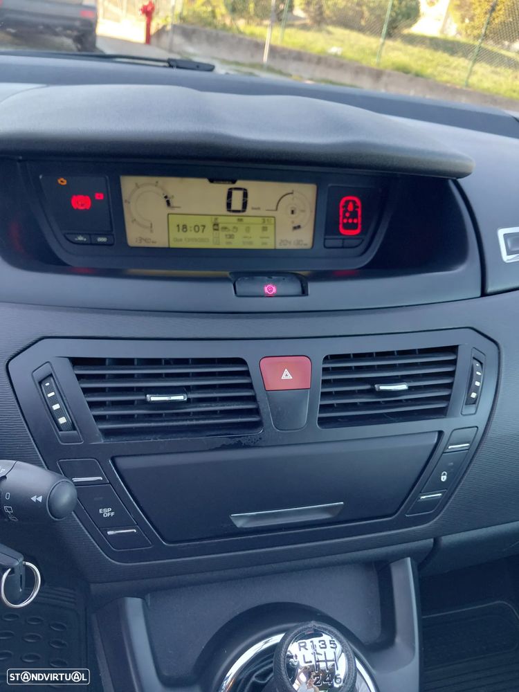 Citroën C4 Picasso 1.6 HDi Exclusive - 8
