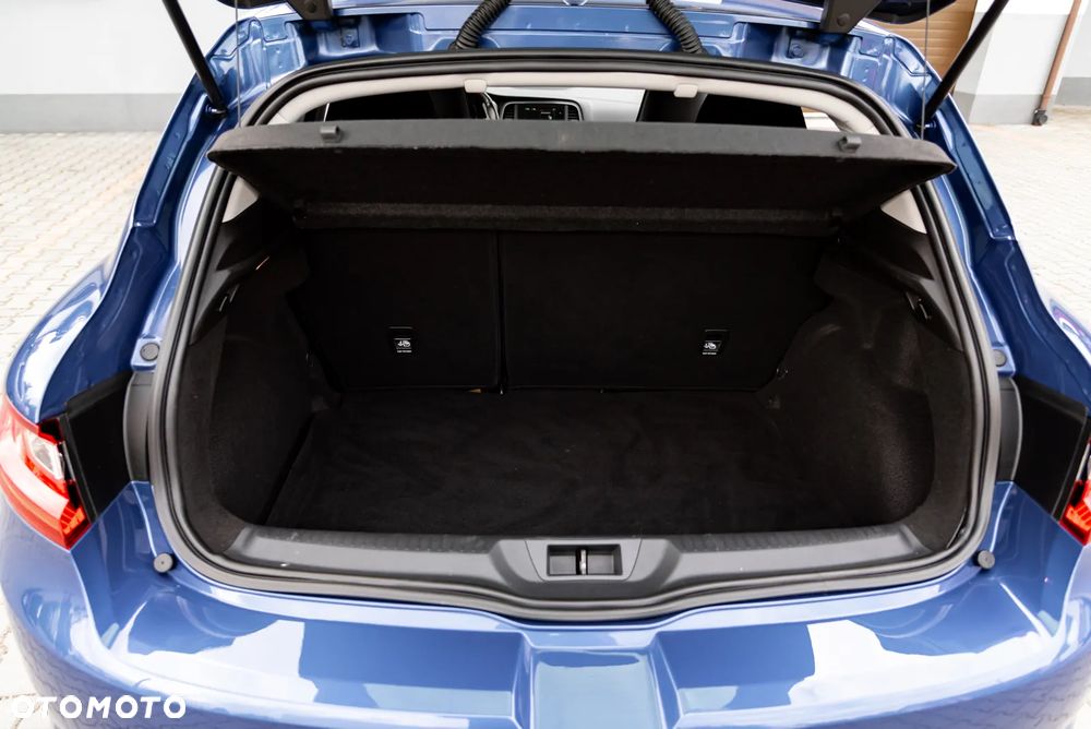 Renault Megane ENERGY TCe 205 EDC GT - 22