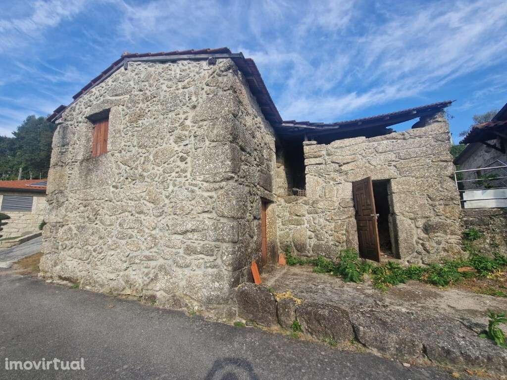 Moradia p/ Restauro - Vieira do Minho - Grande imagem: 2/5