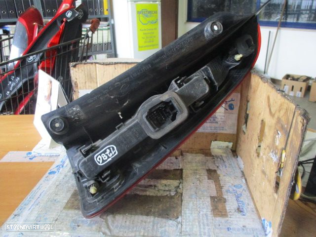 Farol Tras 8200027153 RENAULT ESPACE 2004 ESQ RENAULT ESPACE 4 2005 1.9 DCI 115CV 5P CINZA ESCURO ESQ - 3