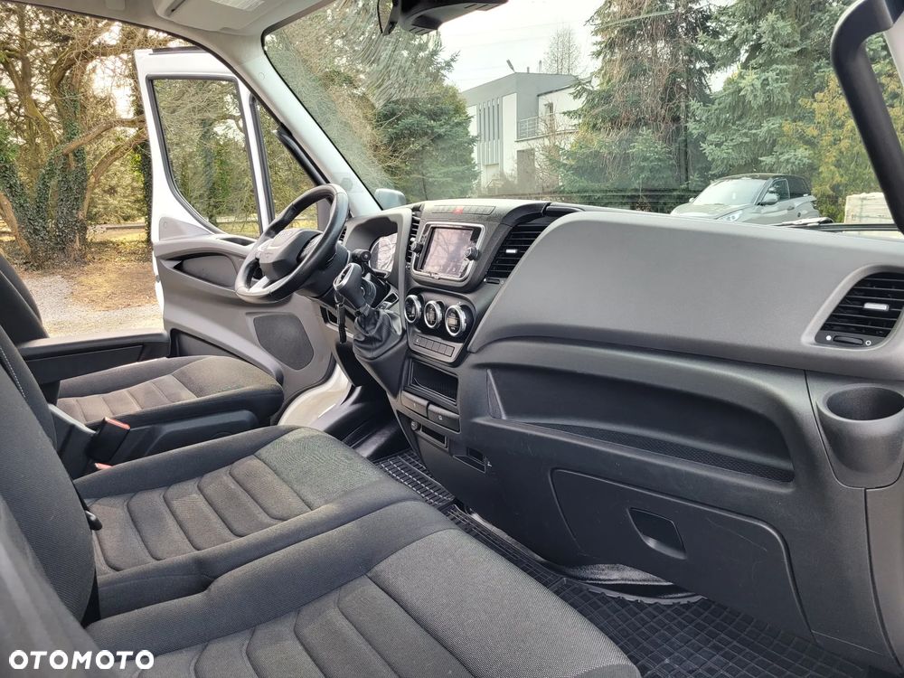 Iveco Daily GSC Autolawet 3.0 180hp,automat 2024r.  Polski salon 1 właściciel gwarancja 2 lata - 12