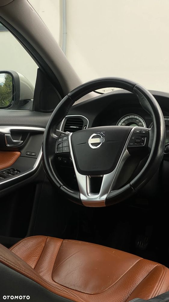 Volvo V60 T4 Summum - 22