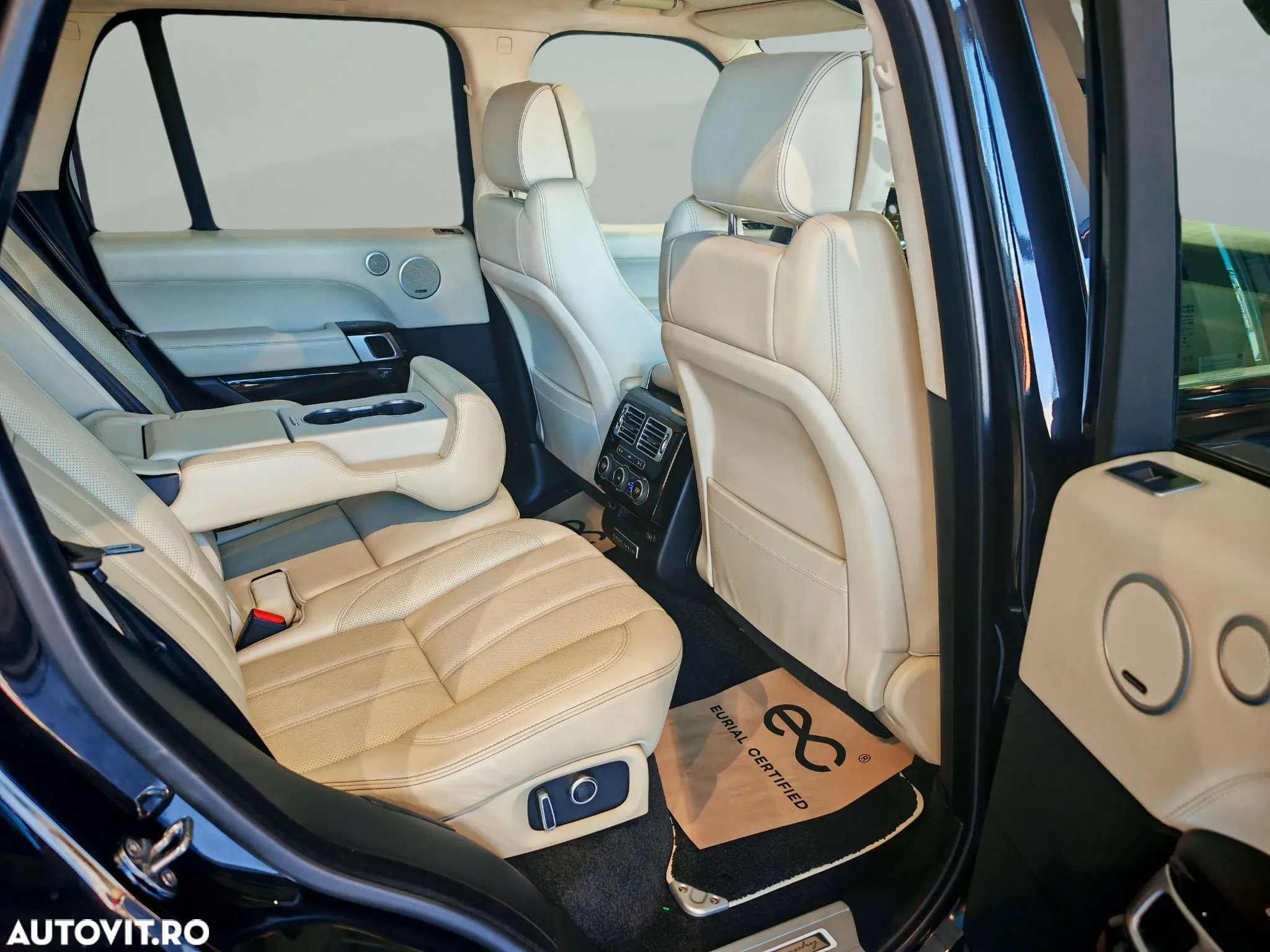 Land Rover Range Rover LWB 3.0 I SDV6 HEV Autobiography - 12
