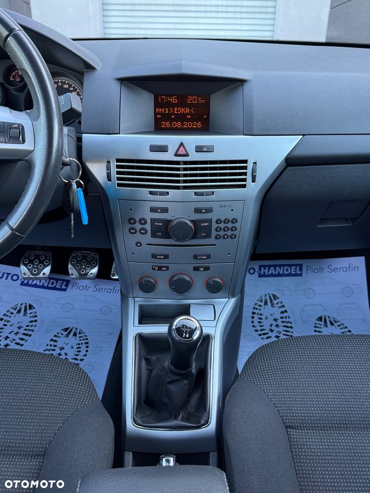 Opel Astra - 25