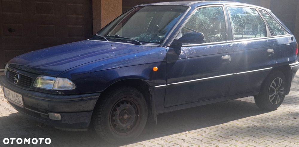 Opel Astra 1.6 - 6