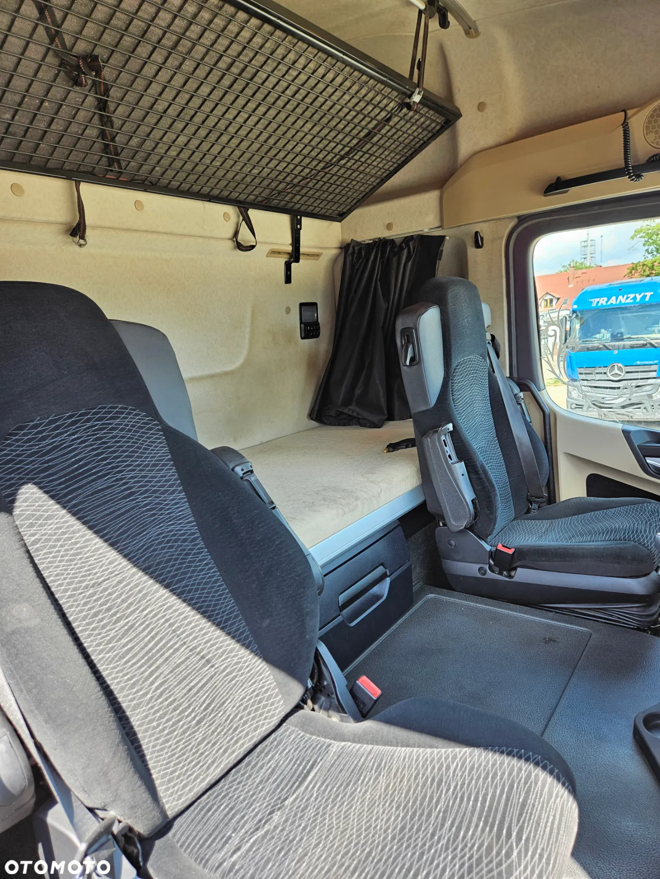 Mercedes-Benz Actros 1842LS Stream Space - 9