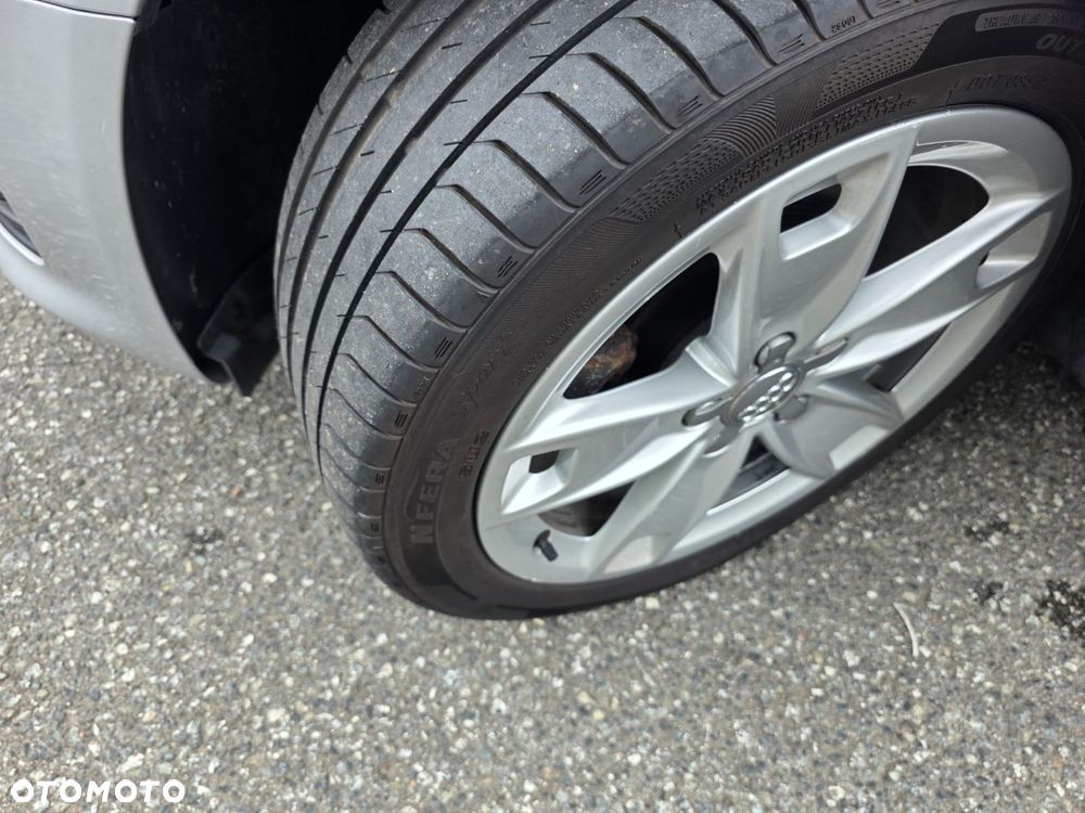 Audi A3 3-drzwiowe 1.6 S line Sportpaket (plus) - 25