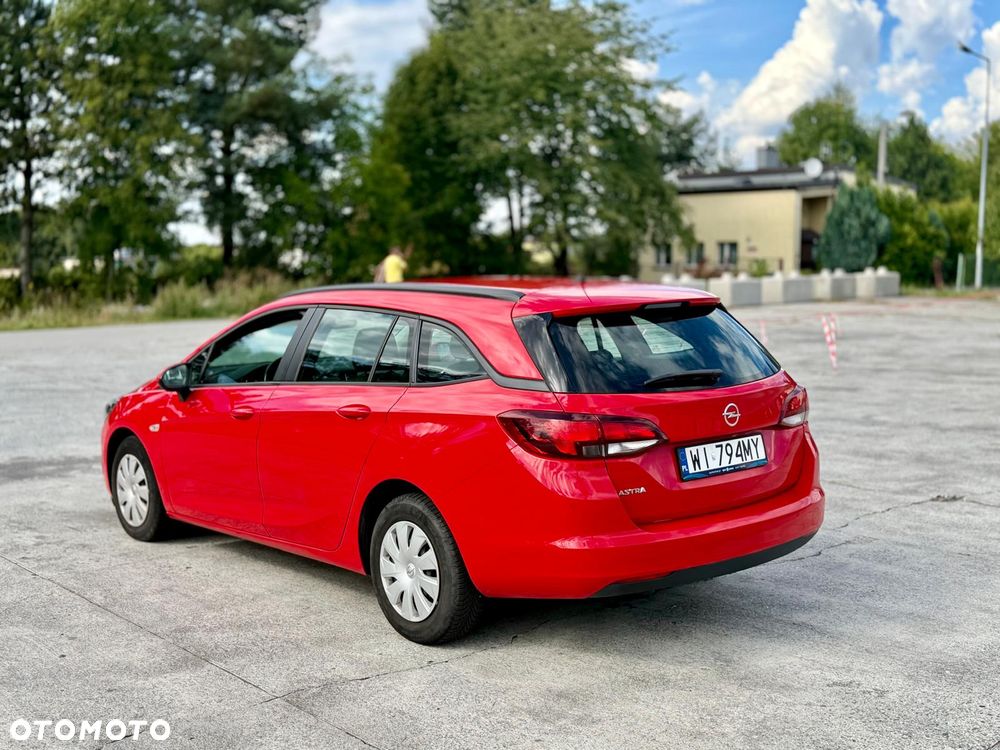 Opel Astra 2019 photo 4