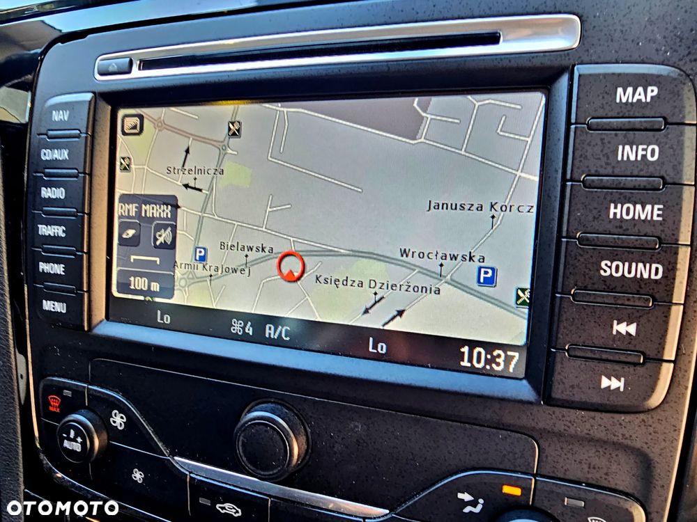 Ford C-MAX - 12