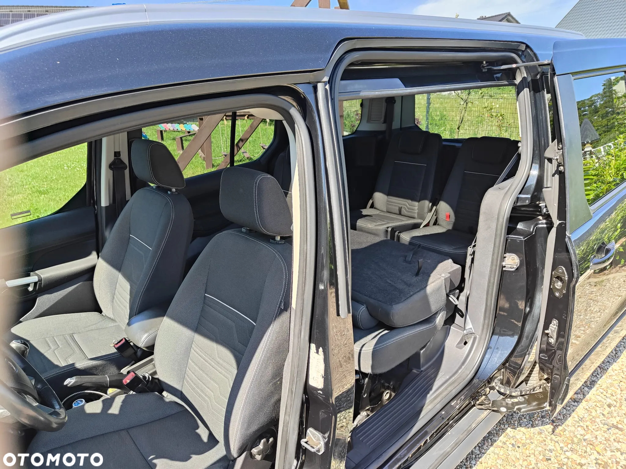 Ford Tourneo Connect 1.6 TDCi Titanium - 9