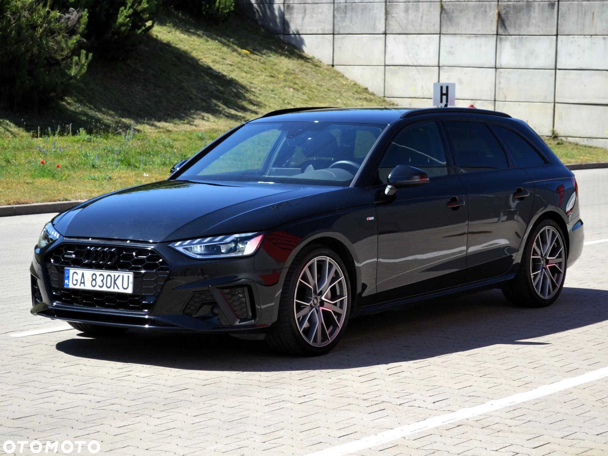 Audi A4 - 1
