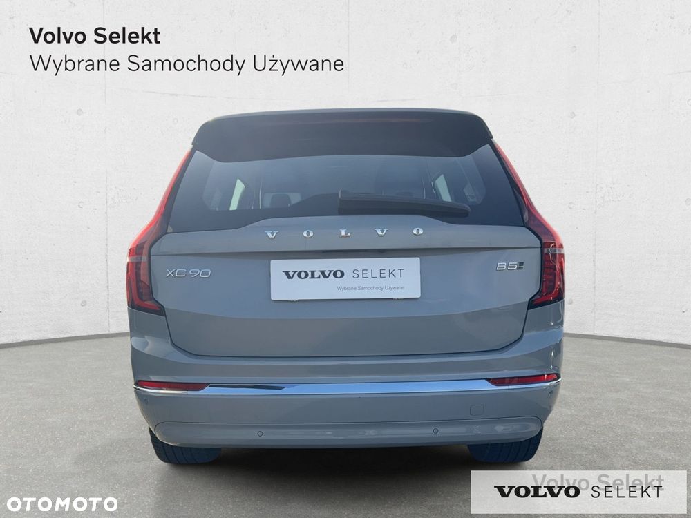 Volvo XC 90 - 8