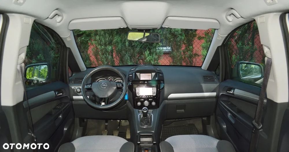 Opel Zafira 1.7 CDTI Cosmo - 25