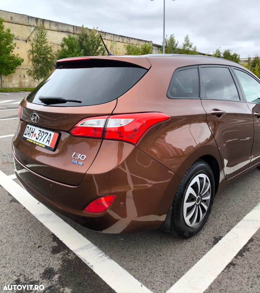 Hyundai i30 blue 1.6 GDI Trend - 9
