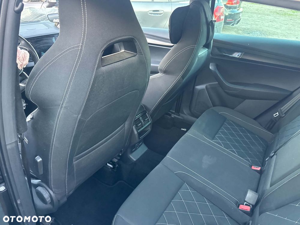 Skoda Karoq 2.0 TDI SCR DSG Tour - 16