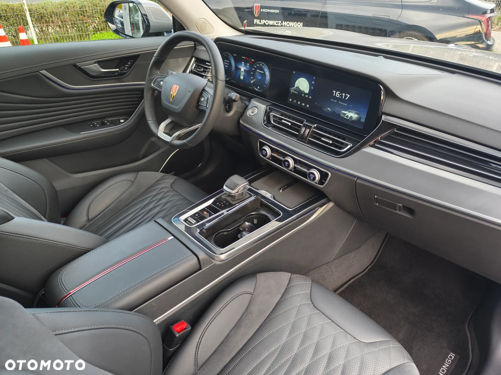 Hongqi HS5 2.0T Executive AWD - 18