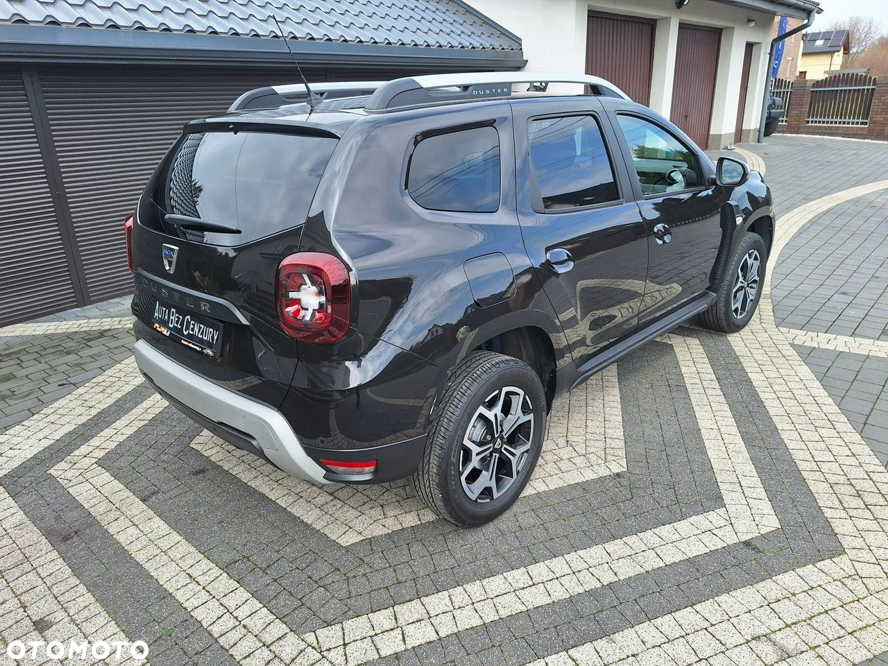 Dacia Duster 1.6 SCe Prestige - 27