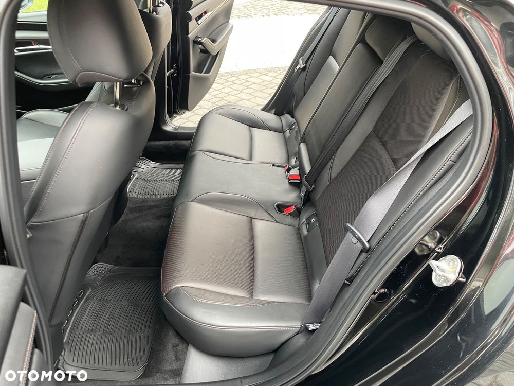 Mazda 3 e-SKYACTIV-G 150 M HYBRID DRIVE EXCLUSIVE-LINE - 33