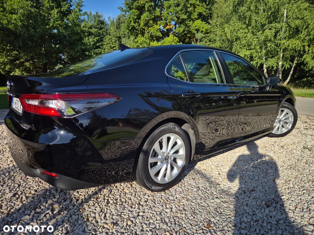 Toyota Camry 2.5 Hybrid Comfort CVT - 21