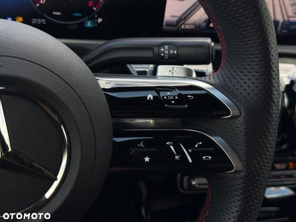 Mercedes-Benz CLA 220 4-Matic AMG Line 7G-DCT - 19
