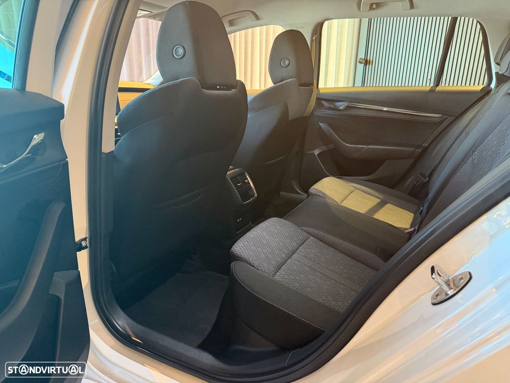 Skoda Octavia Break 1.4 TSI DSG Sportline - 27