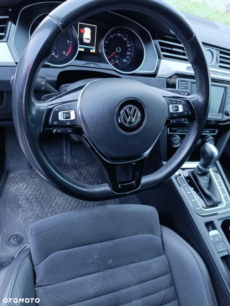 Volkswagen Passat 2.0 TDI BMT Comfortline DSG - 14