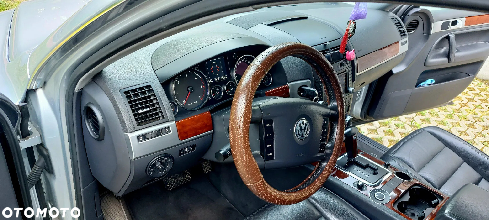 Volkswagen Touareg - 26