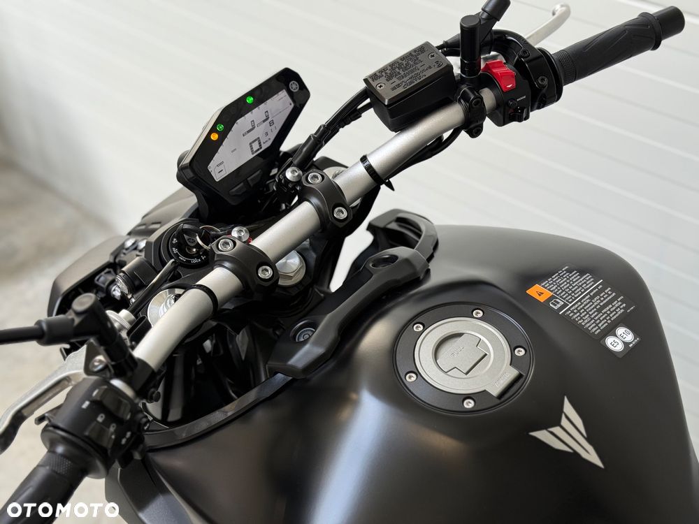 Yamaha MT - 29