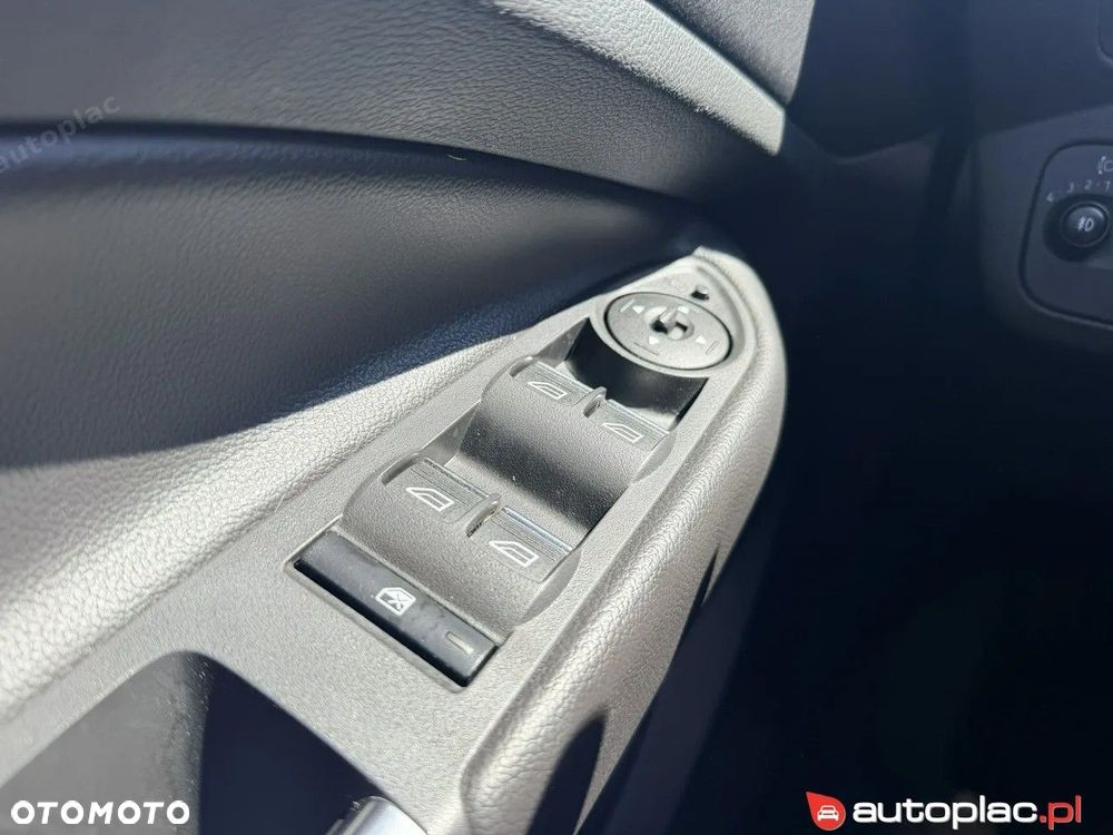 Ford Kuga 2.0 TDCi 4x4 SYNC - 25