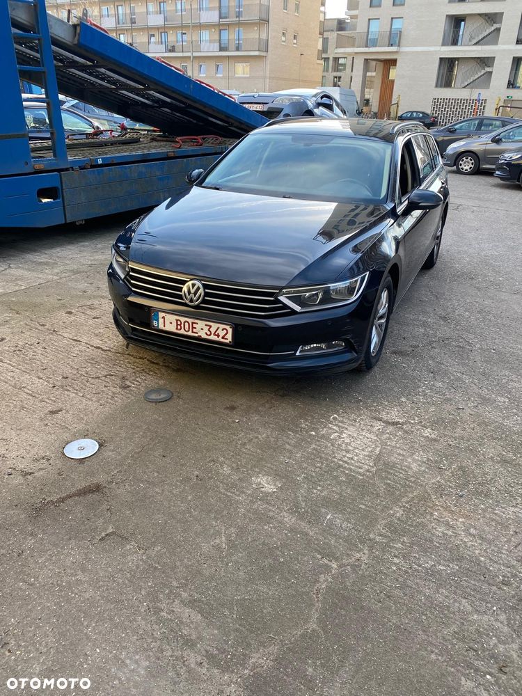 Volkswagen Passat 2.0 TDI (BlueMotion Technology) Comfortline - 1