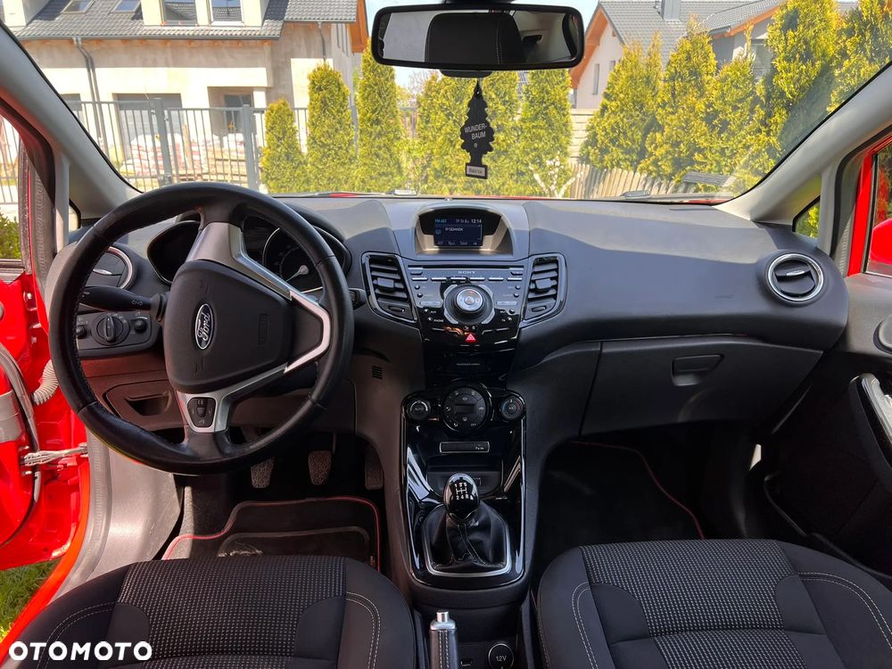 Ford Fiesta 1.5 TDCi Celebration - 12