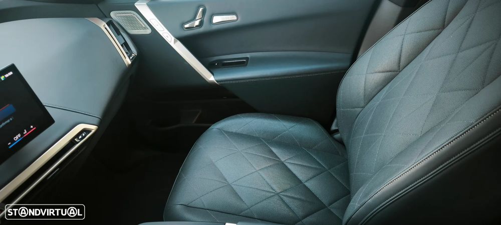 BMW iX M60 - 8
