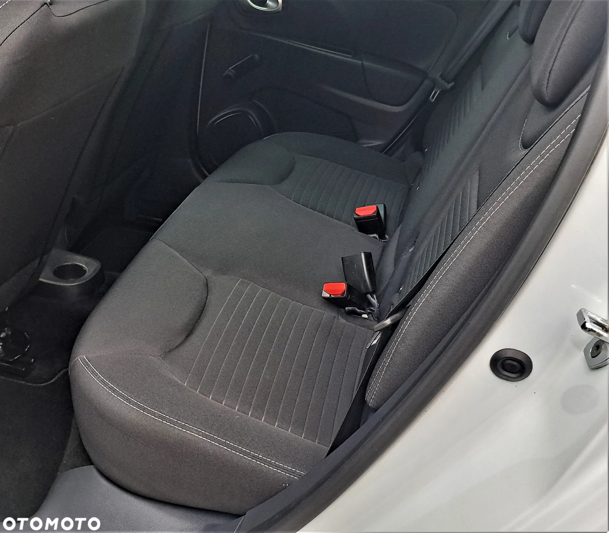 Renault Clio 1.2 16V Limited - 21
