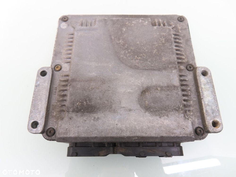 STEROWNIK CHRYSLER VOYAGER IV 2.5 CRD 0281010814 P04727664AD - 2