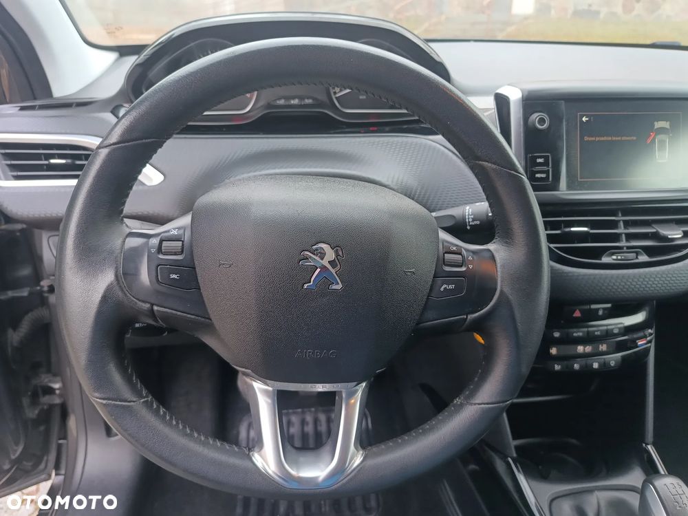 Peugeot 2008 PureTech 82 Signature - 15