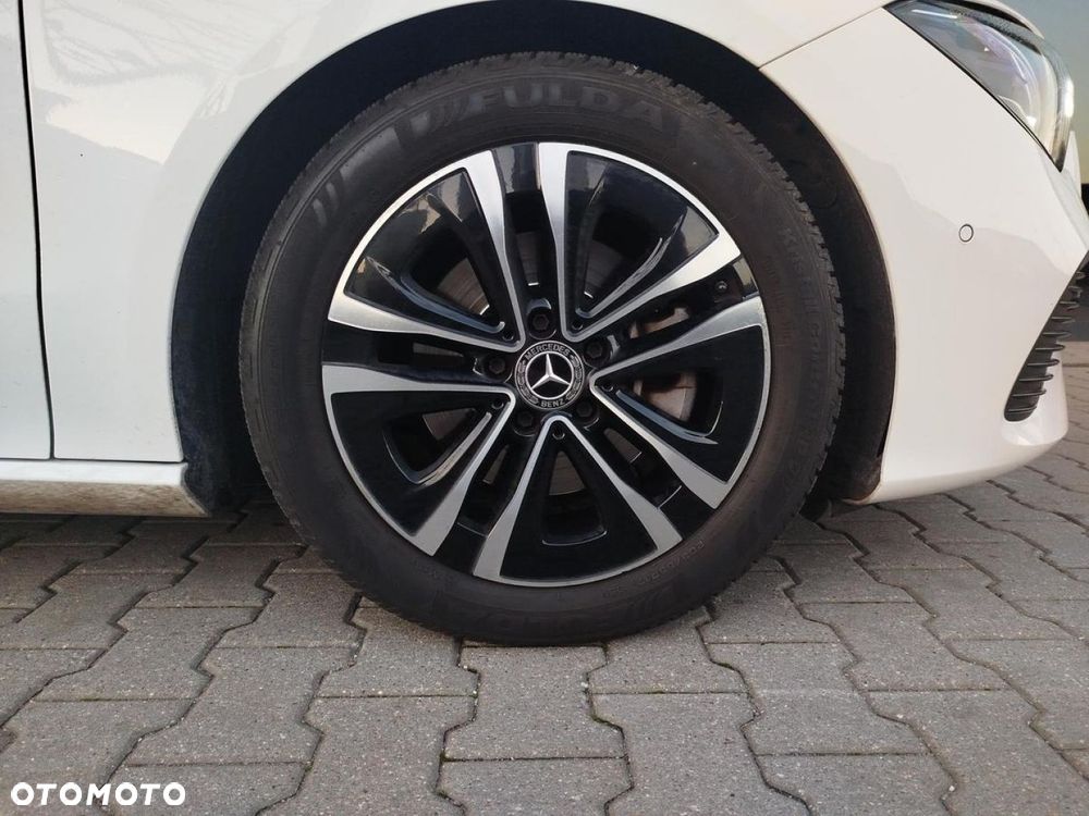 Mercedes-Benz CLA - 21