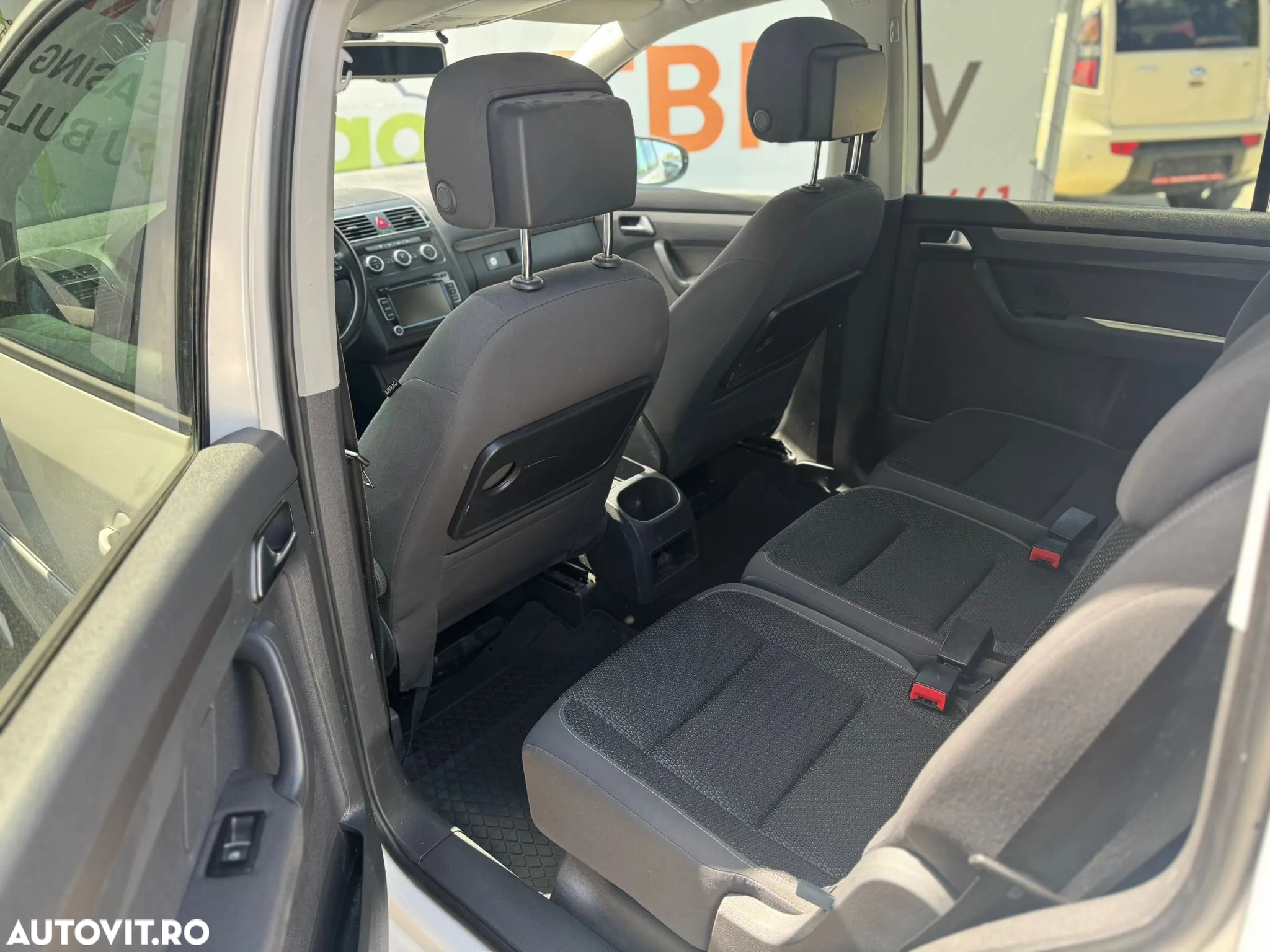 Volkswagen Touran 2.0 TDI DSG Comfortline - 24